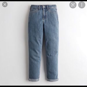 Hollister PinStripe Ultra High Rise Mom Jeans (32)